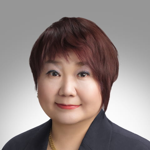 Yoko Shimizu