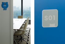 Meeting room and locker
